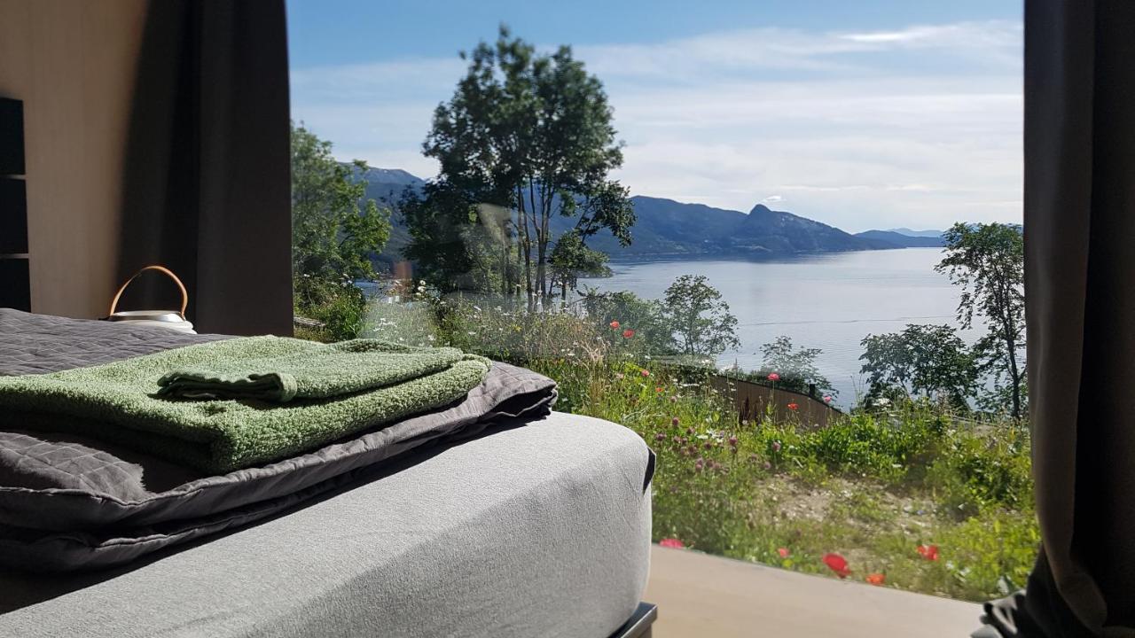 Funkis-cabin In With Fantastic Fjordview Appartement
